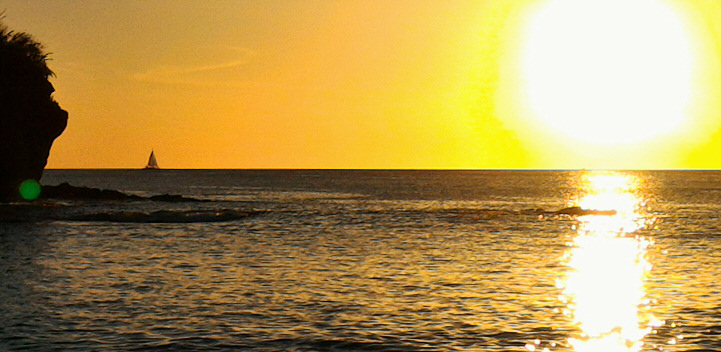 The Pacific sunset seen from Prieta Beach Club